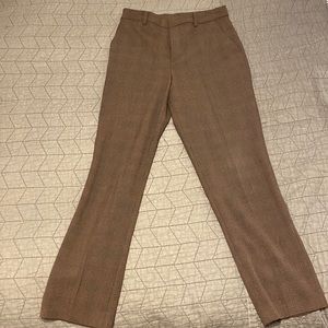 Uniqlo high waisted brown plaid dress pants with pockets. Only worn once!